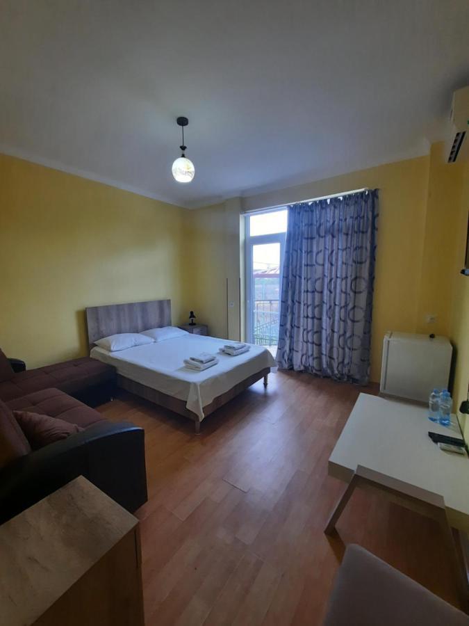 Delta Hotel Уреки Экстерьер фото